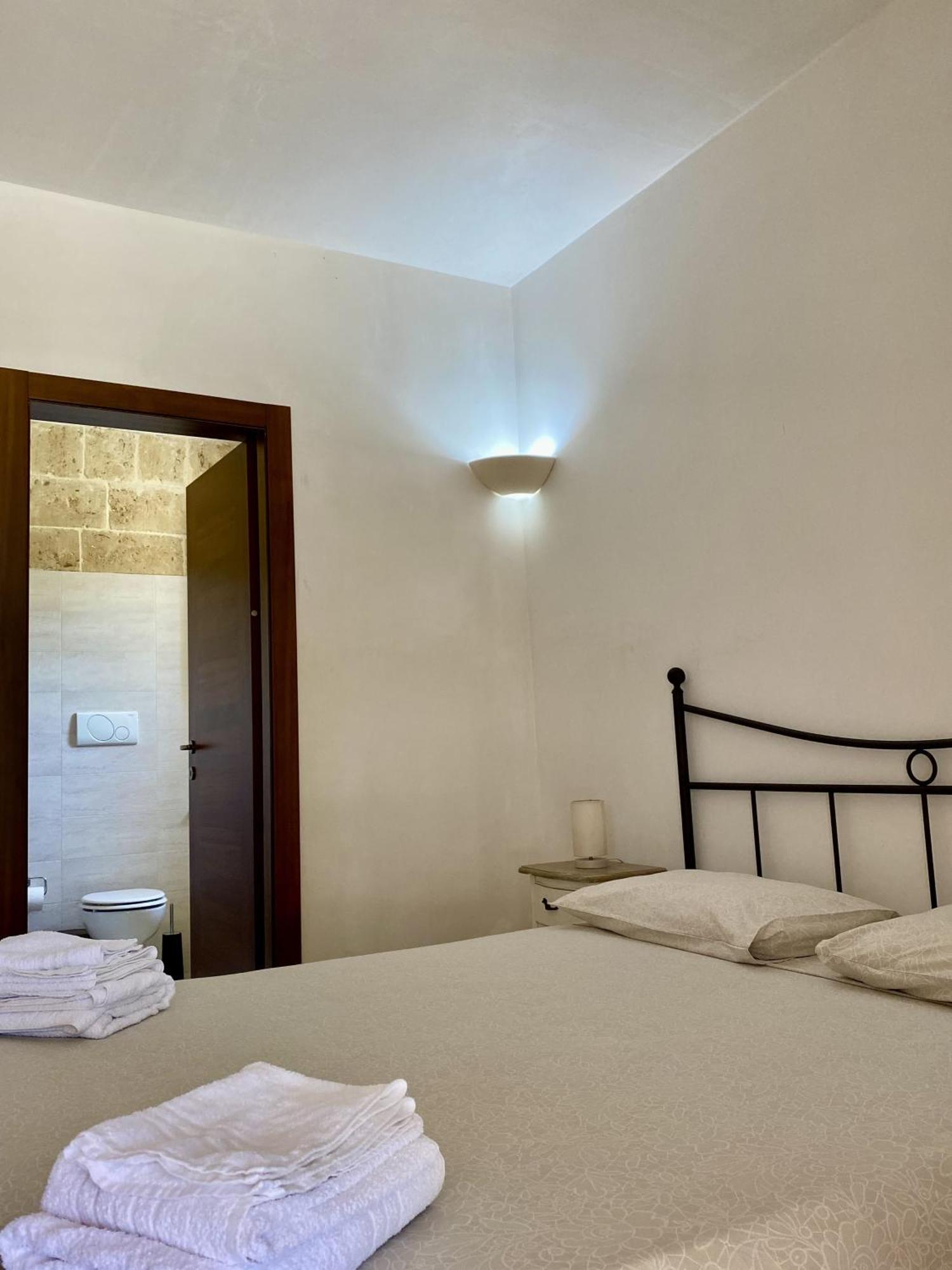 Le Stanze Di Ray - Salento Homes Borgagne Buitenkant foto
